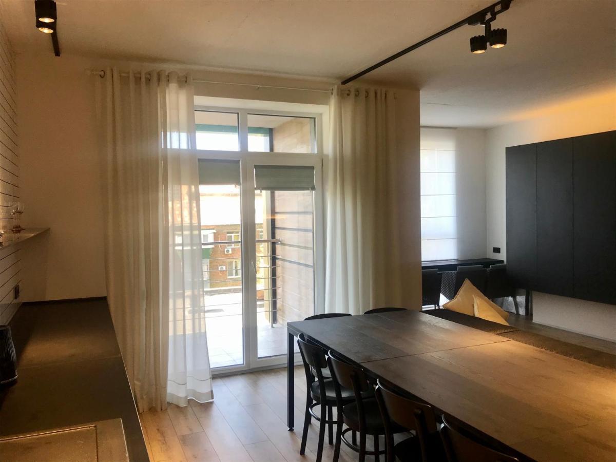 Stylish 1 Bedroom Studio Near Most City Dnipro Exterior foto