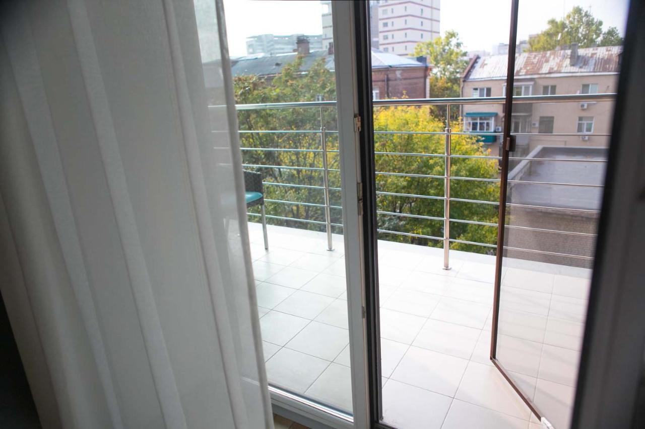 Stylish 1 Bedroom Studio Near Most City Dnipro Exterior foto