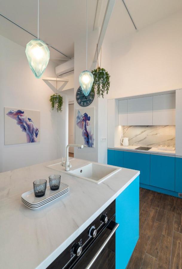 Stylish 1 Bedroom Studio Near Most City Dnipro Exterior foto