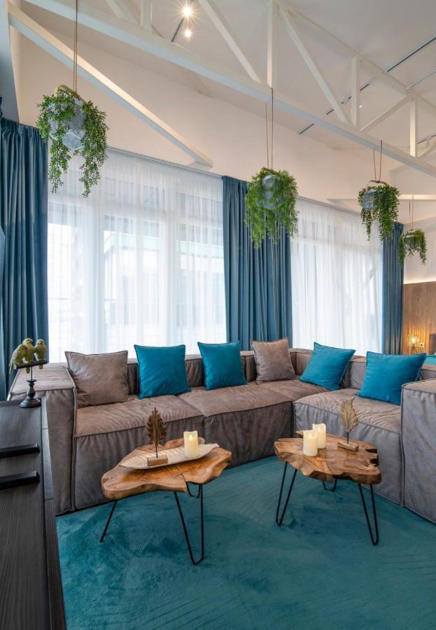 Stylish 1 Bedroom Studio Near Most City Dnipro Exterior foto