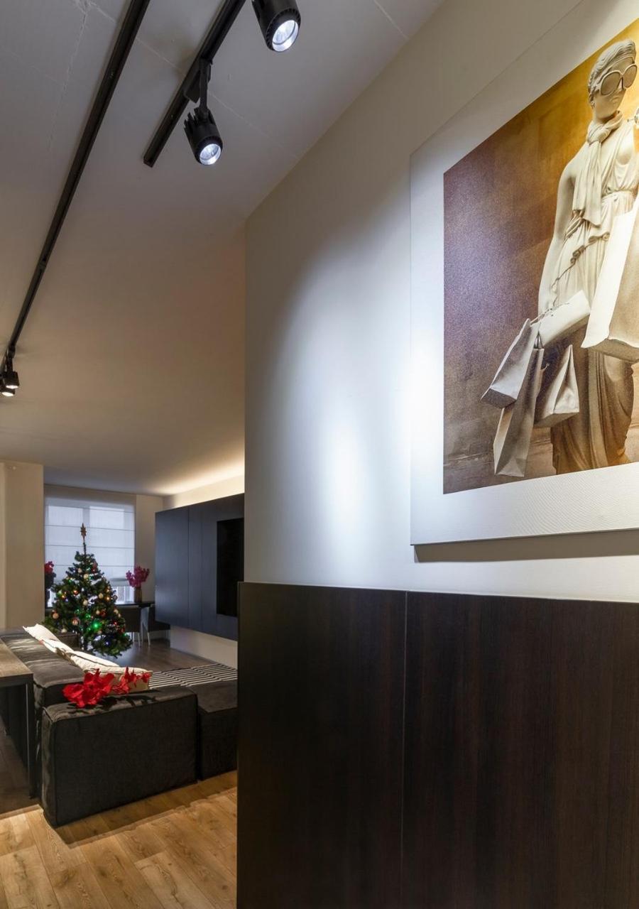 Stylish 1 Bedroom Studio Near Most City Dnipro Exterior foto